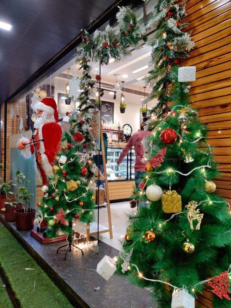 christmas decoration in noida
